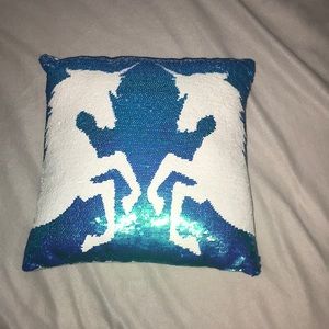 Pillow/ decor